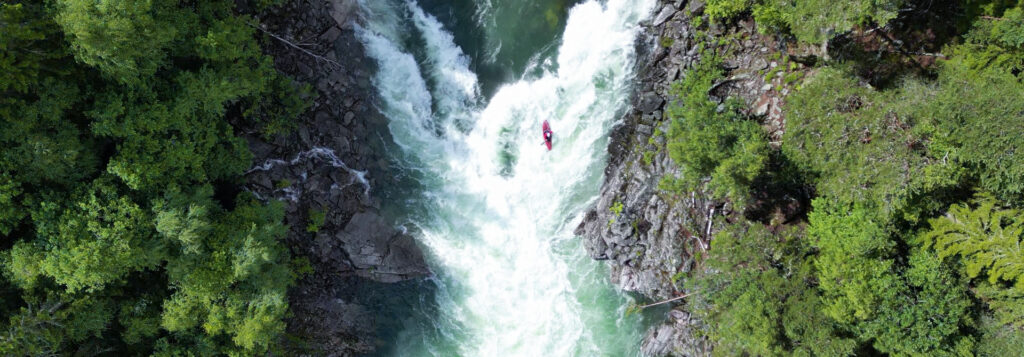 Highwater Amot kayaking, sjoa river, Norway.