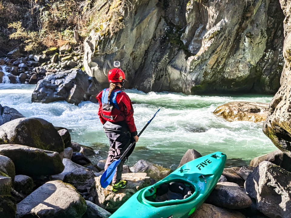 Wellerbrucke gorge whitewater kayaking.