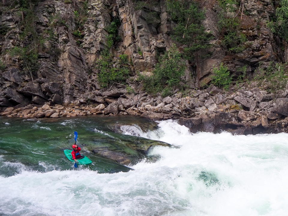 Sjoa Amot whitewater kayaking, Norway.